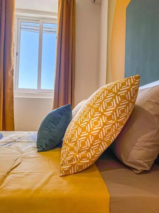 Moonstone Manor 3- Sliema Strand, Gzira Apartment Malta