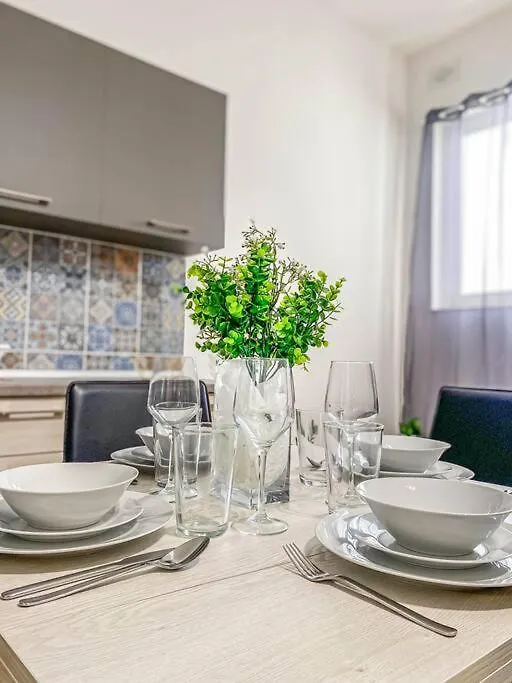 Moonstone Manor 3- Sliema Strand, Gzira Apartment